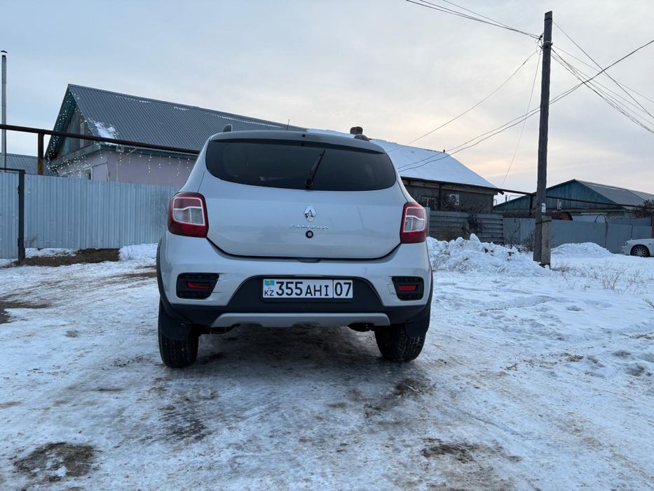 Продам Рено Сандеро 2020