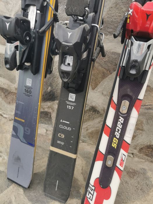 Schiuri Atomic profesionale