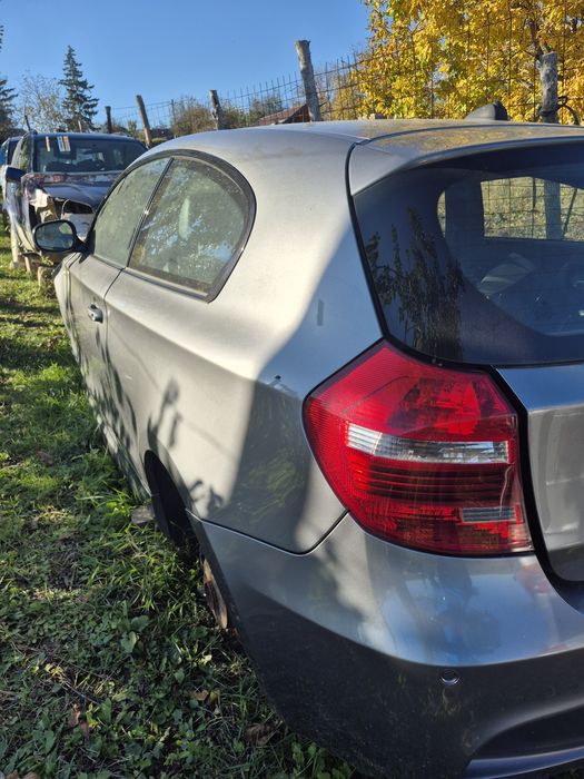 Vand/Dezmembrez bmw seria 1 123d