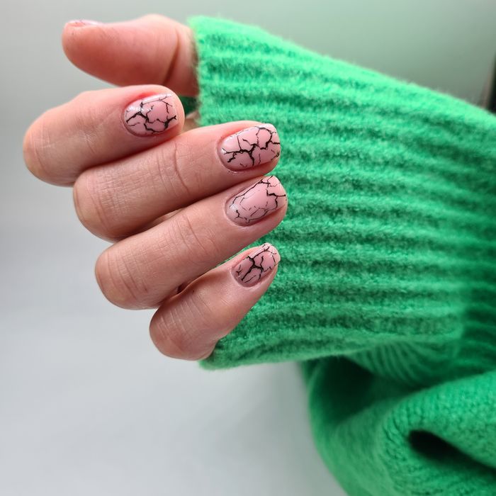 Manichiura slim, gel, oja semipermanenta