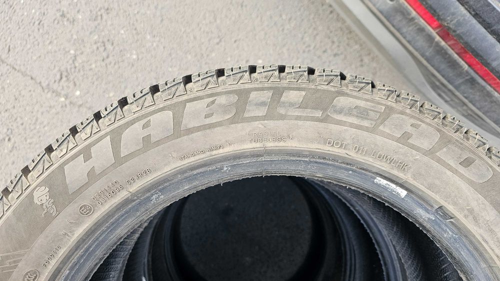 215/55/R17 Habilead шипы