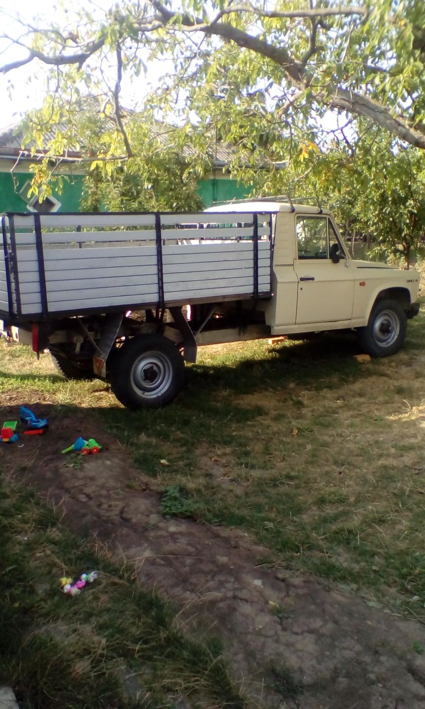 Aro 320 motor benzina L25