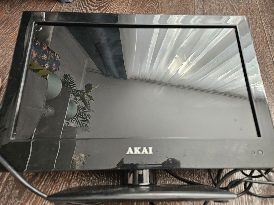 ЖК телевизор с DVD