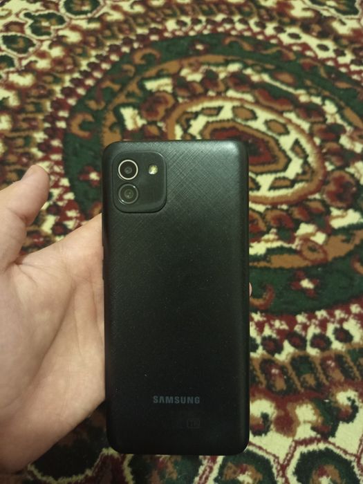 Samsung Galaxy A03 telefon