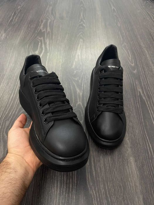 Adidasi Alexander MQ negru NOU