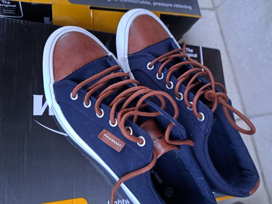 Pantofi sport noi cu eticheta, oferta!