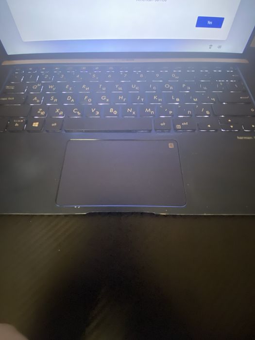 Продавам Asus zenbook 14