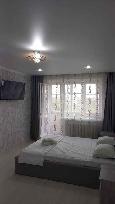 Новая квартира посуточно/ночь/по часам по Карбышева,5. мкр.Западный