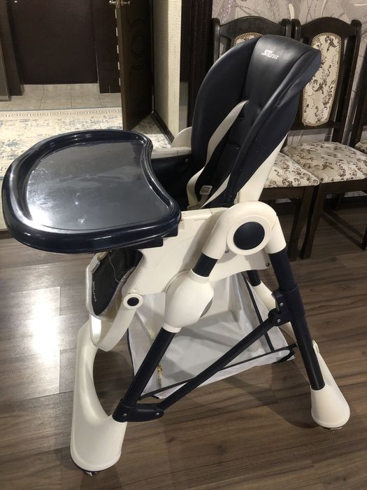 Продам детский стульчик для еды