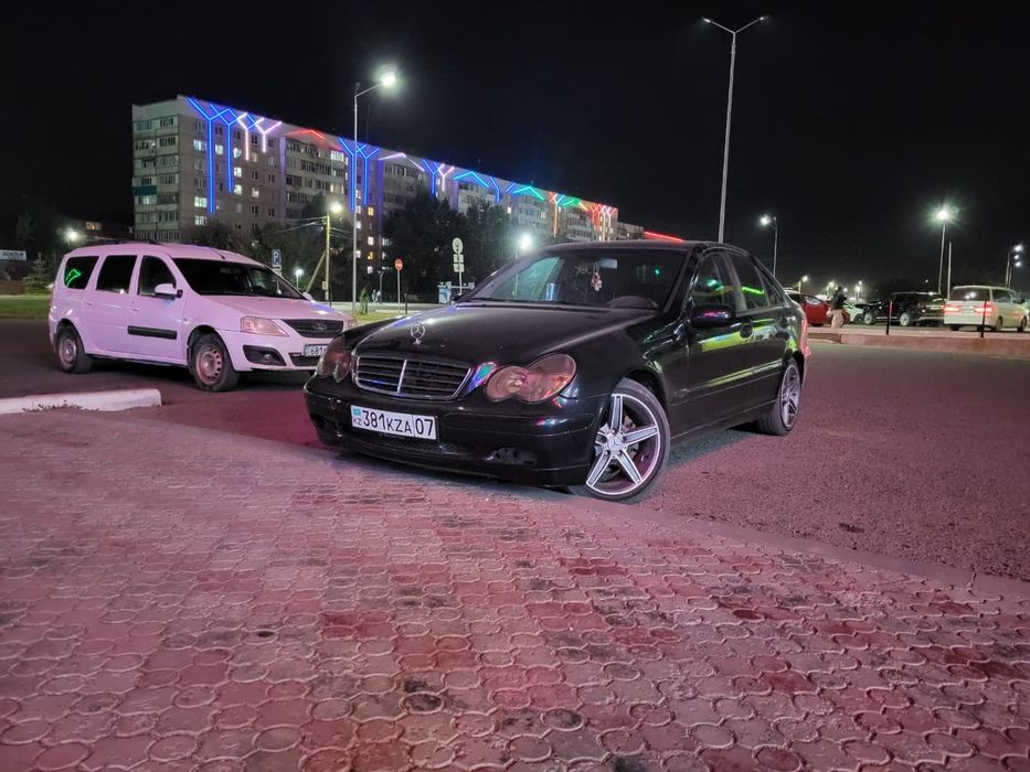 Продам Mercedes  c180 w 203 срочно