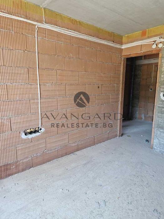 Продава се Двустаен апартамент в Пловдив, Остромила - 53 кв.м за 1377 €/кв.м - Снимка #6