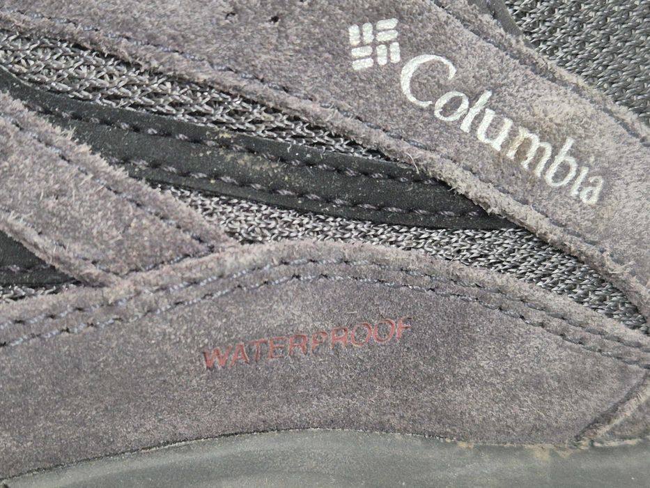 Ghete impermeabile Columbia Crestwood II, marimea 40. Putin folosite.