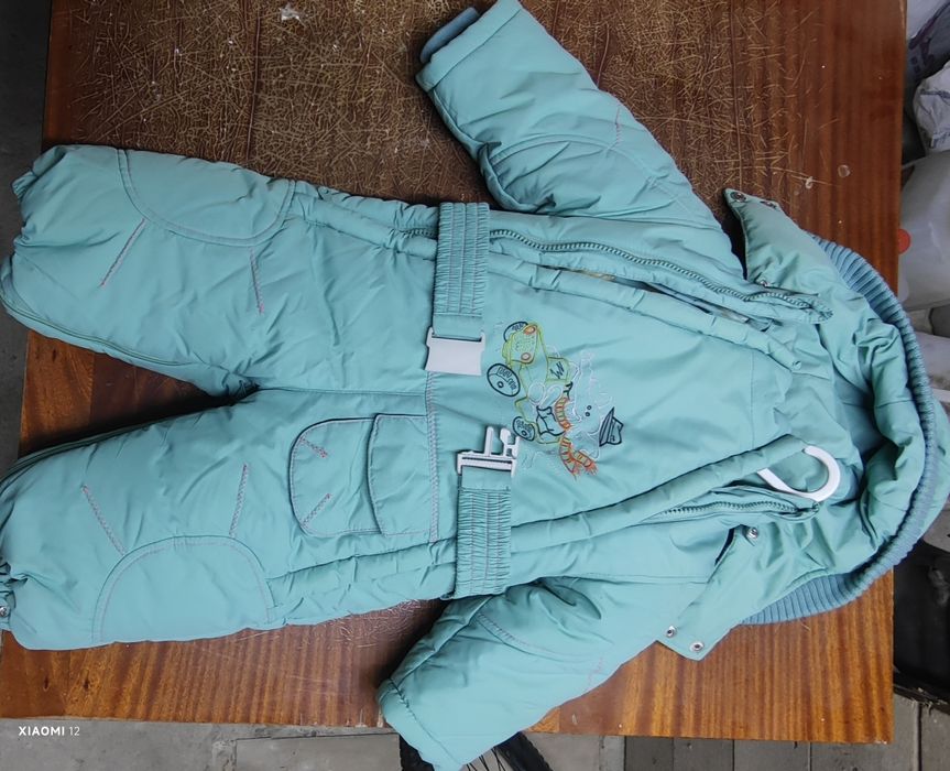 Теплый детский комбинезон