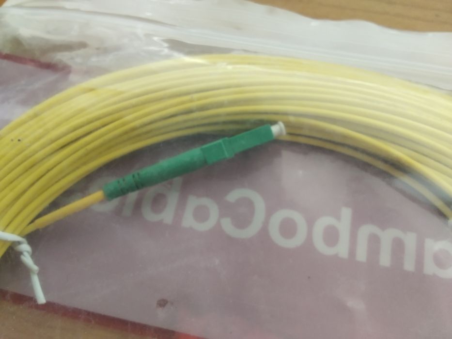 чисто нов 25метра оптичен кабел за оптичен интернет и оптичен рутер