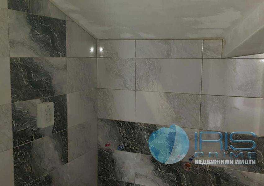 Продава се Къща в Шумен, Добруджански - 225 кв.м за 889 €/кв.м - Снимка #13