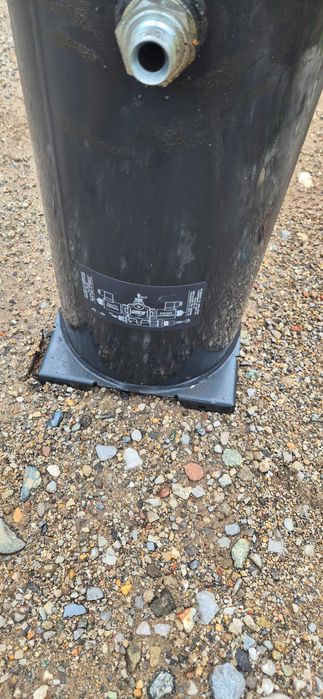 Самосвал , помпа , разпределител,