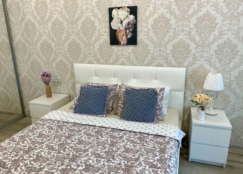 Сдается квартира на батысе по часам