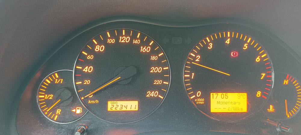 Toyota Avensis T25 1.6 benzina