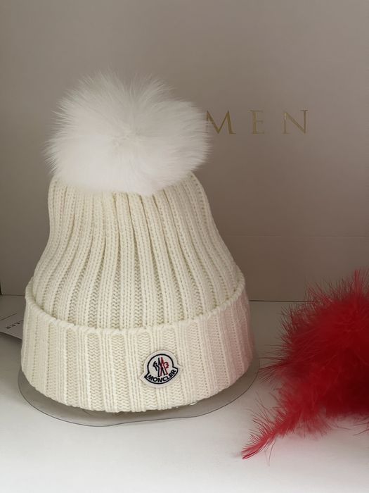 Продам шапки Монклер 1:1