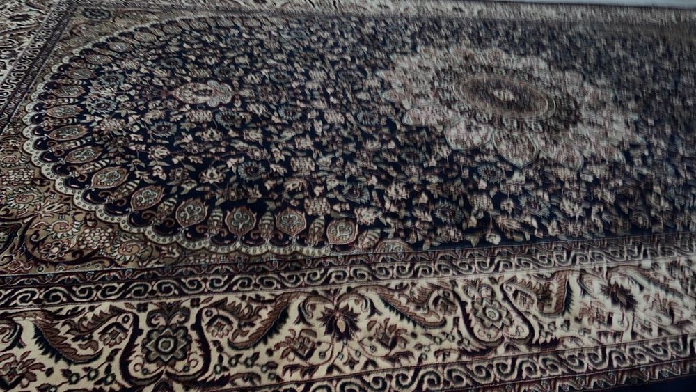 Срочно!!Шерстяной , большой ковер Gilam