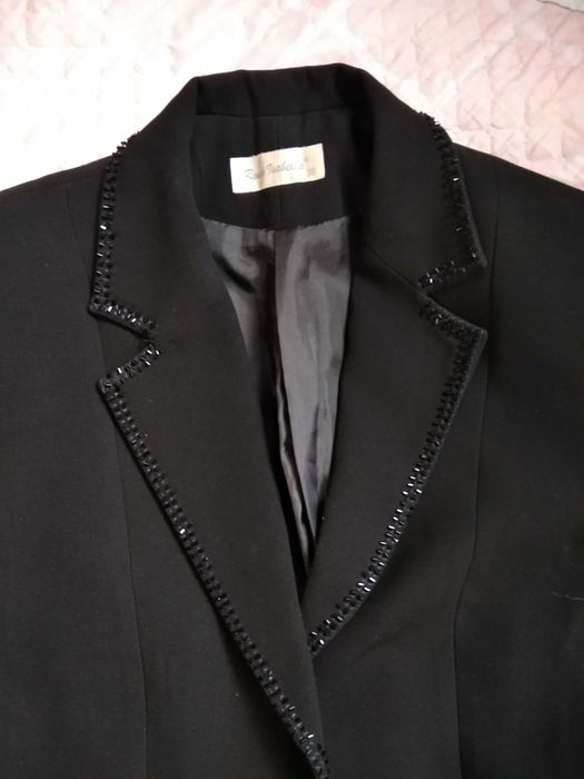 Пиджак с юбкой Турция 38р