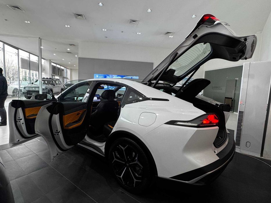 Deepal SL03 avtokredit naqt yoki foizlarsiz muddatli to’lov asosida