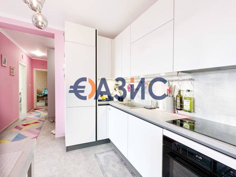 Продава се Тристаен апартамент в Несебър - 120 кв.м за 2792 €/кв.м - Снимка #8