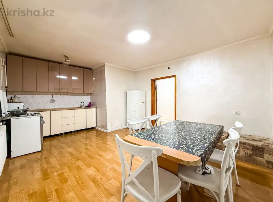 Продается 2 дома на одном участке