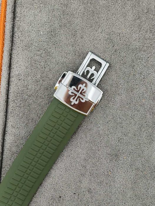 patek philippe aquanaut зелено