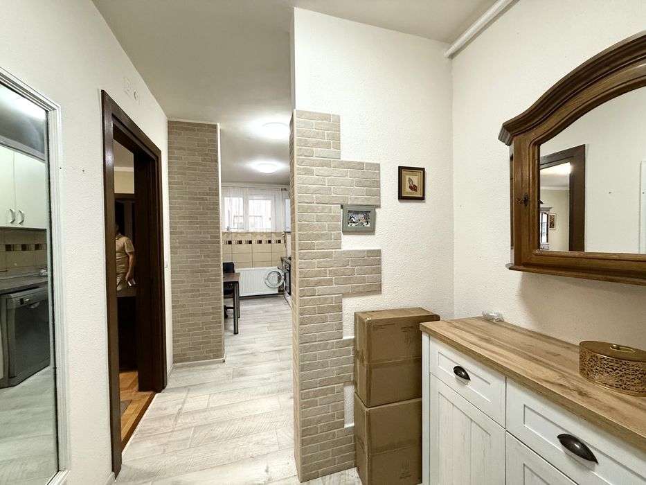 Apartament cu 2 camere de inchiriat