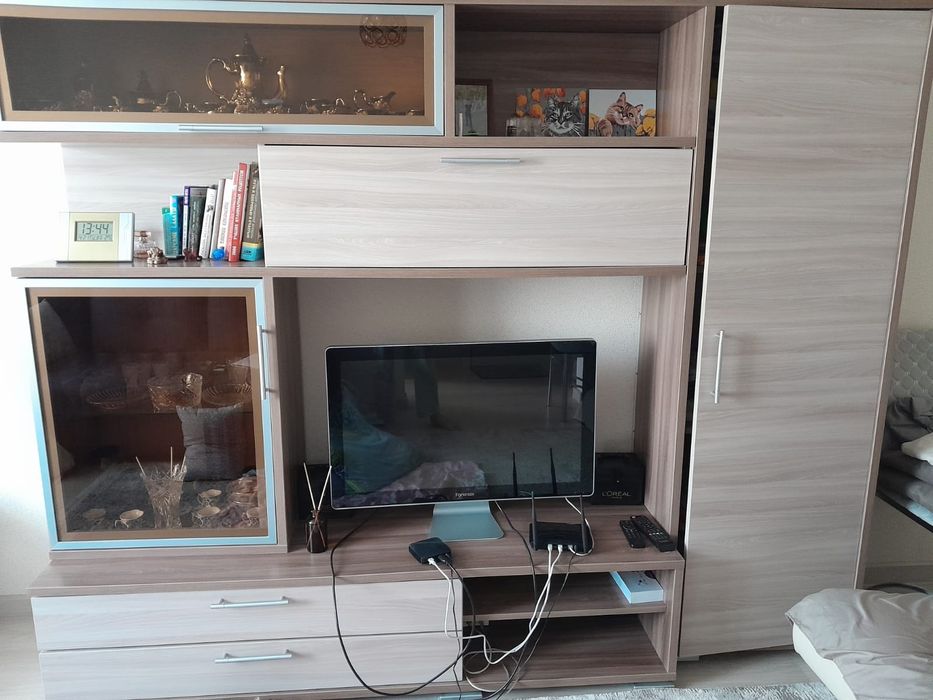 Продам стенку в отличном состоянии