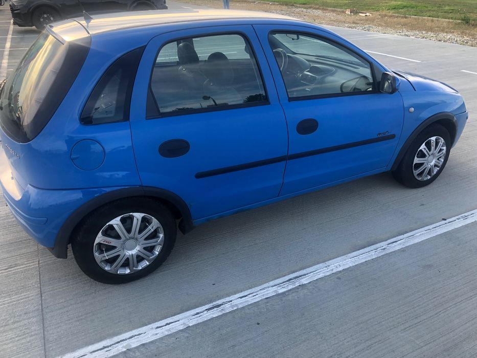 Vând Opel Corsa C