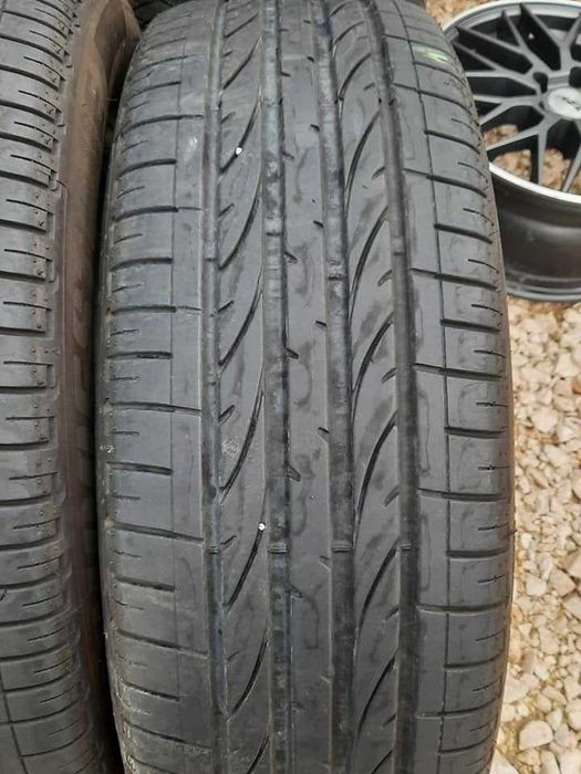 2 Броя 235/65/17 Bridgestone 6,2mm 2022DOT