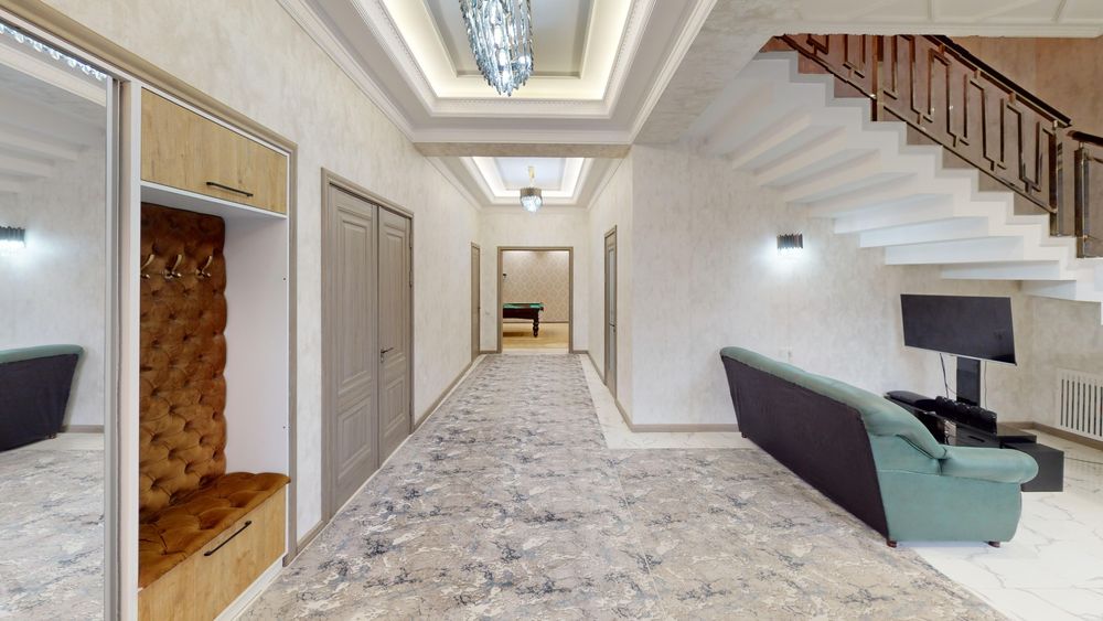 Просторная дача с тёплым бассейном, хаммамом и развлечениями