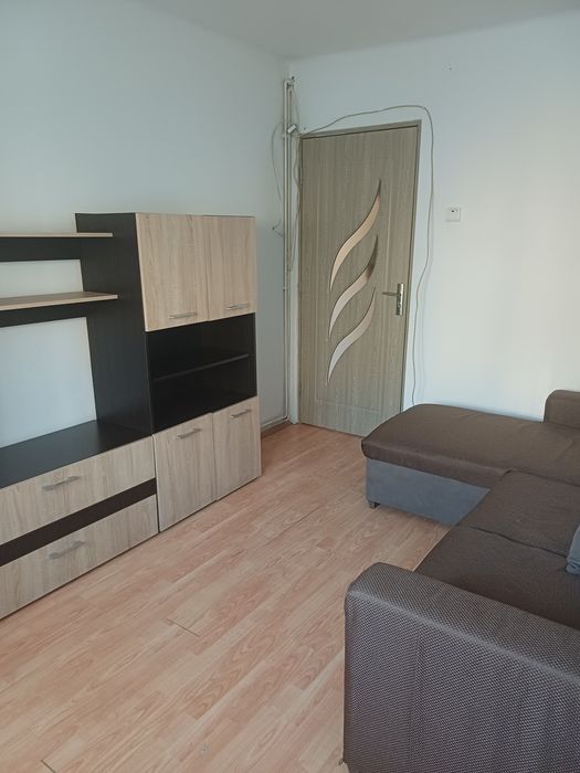 Apartament de închiriat