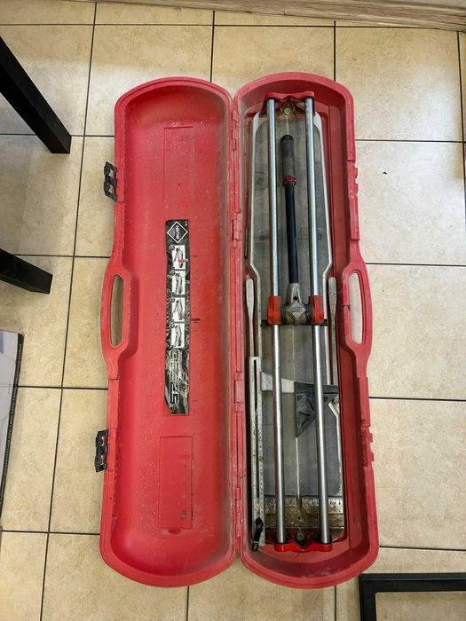 Ръчна машина за рязане на плочки Rubi