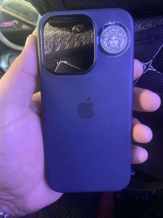 продаже чехлы 15pro