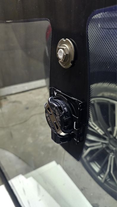 ПРЕДНО челно стъкло BMW 7 F01/F02