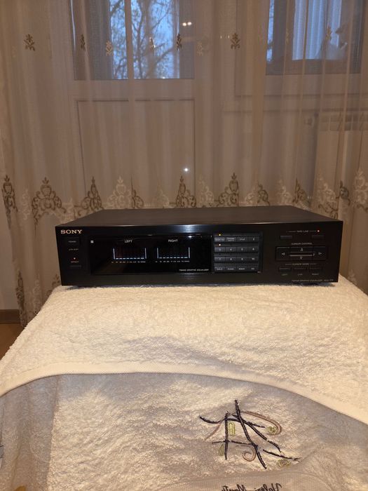 Egalizator Sony SEQ 711,stare foarte buna !