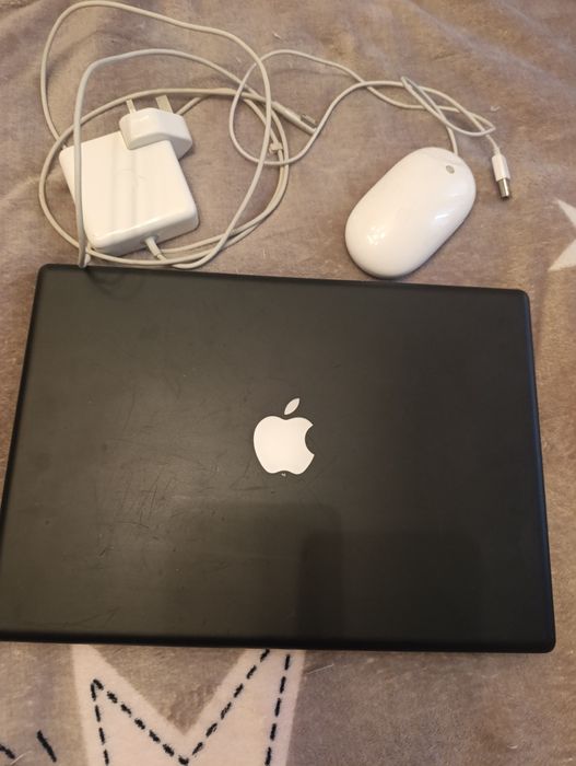Macbook модел A1181 2007г.