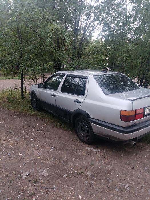 Продаю Фольсваген Венто 2.0Е