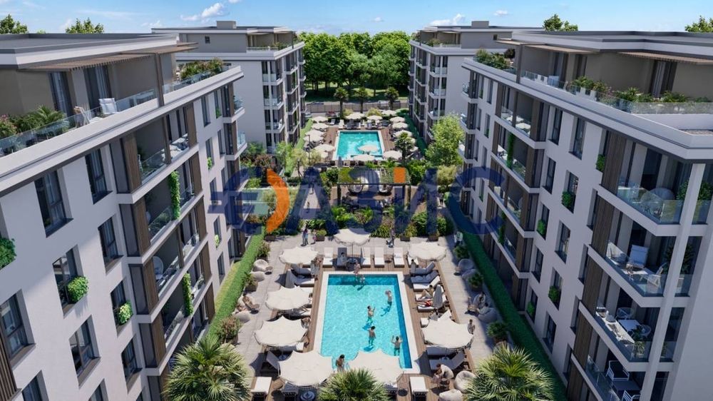 Продава се Тристаен апартамент в Несебър - 92 кв.м за 831 €/кв.м - Снимка #2