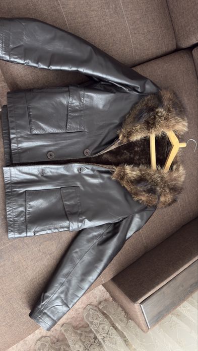 Продам мужскую дубленку