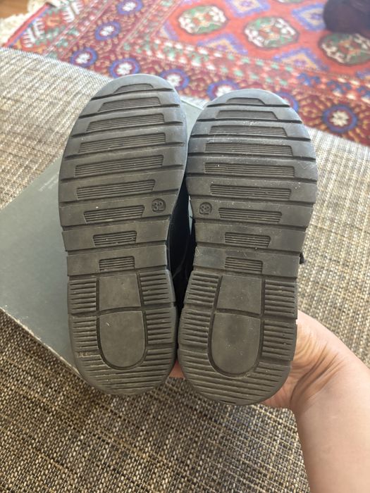 Продам туфли для школы