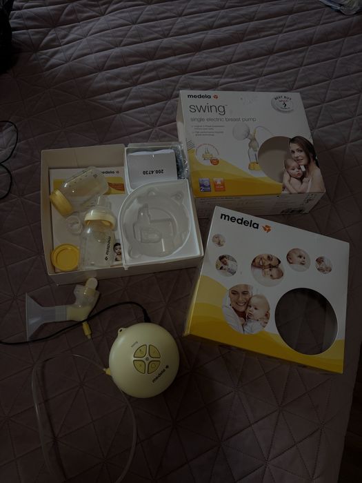 Помпа за кърма Medela swing