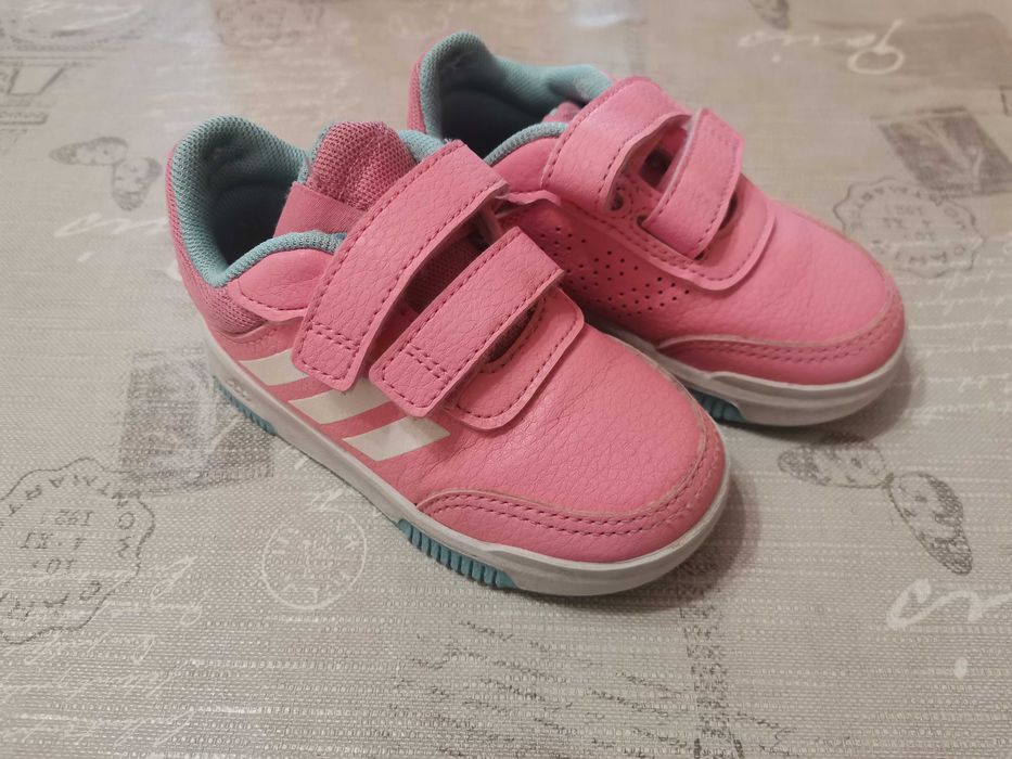 Обувки за момиче