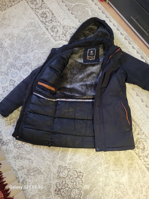 Продам зимнию куртку