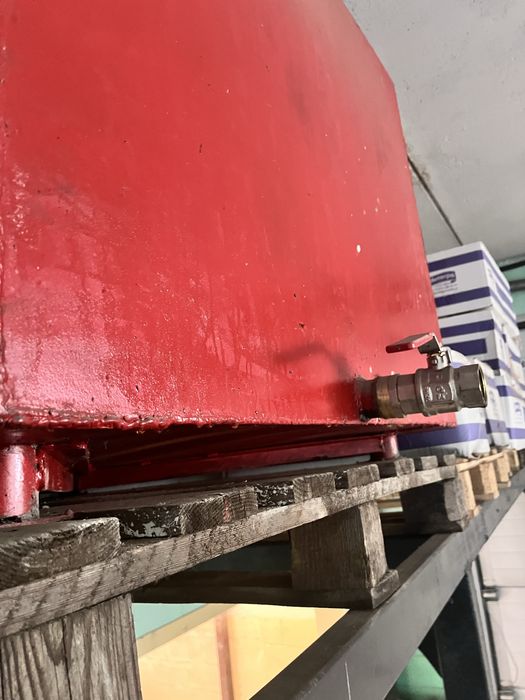 Куб Объемом 1 тонна