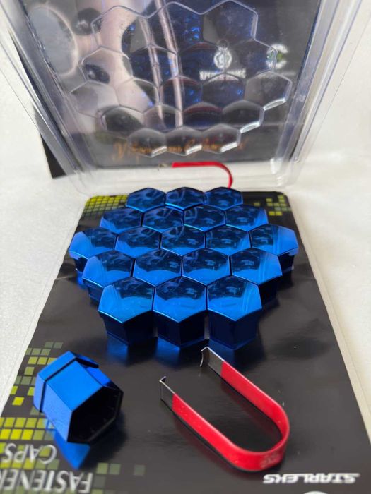 Темно синие колпачки на болты и гайки 17/19/21 мм