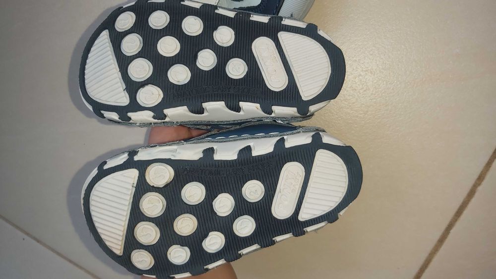 Детски боси обувки за прохождане